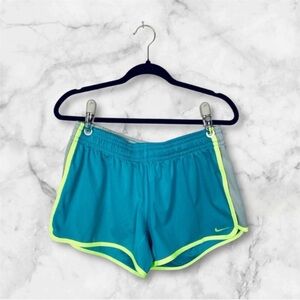 5 for $25 Nike neon/blue stretch quick dry athletic shorts size medium